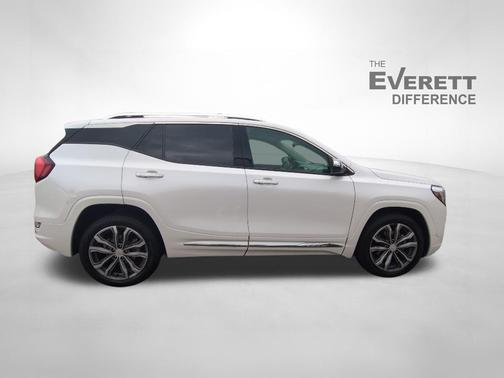White Frost Tricoat 2020 GMC Terrain Denali