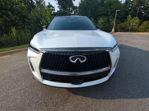 Radiant White/Black Obsidian 2027 INFINITI QX60 AUTOGRAPH
