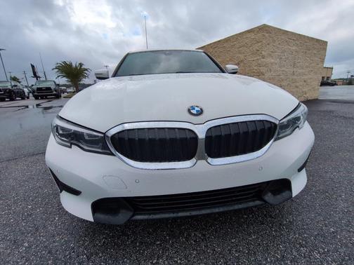 2022 BMW 330 330i