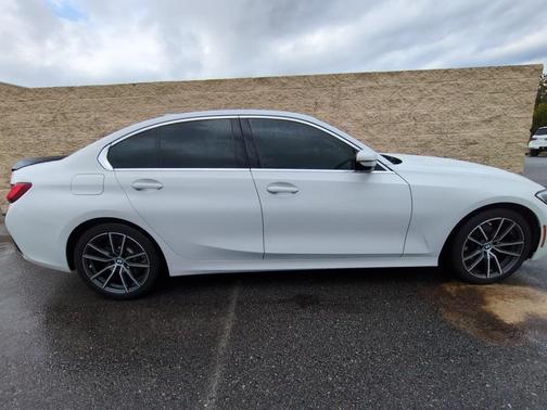 2022 BMW 330 330i