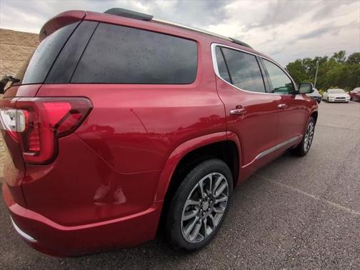 2022 GMC Acadia Denali