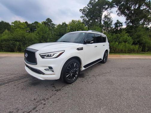 Moonstone White 2023 INFINITI QX80 PREMIUM SELECT AWD