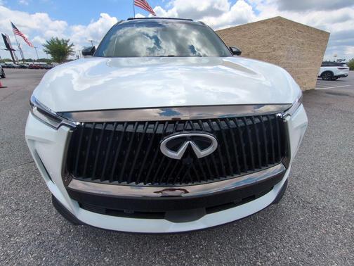 Radiant White/Black Obsidian 2027 INFINITI QX60 AUTOGRAPH