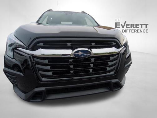 Crystal Black Silica 2023 Subaru Ascent Limited 7-Passenger