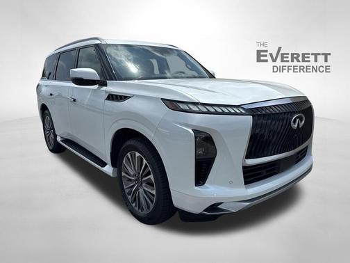 Radiant White 2025 INFINITI QX80 Luxe