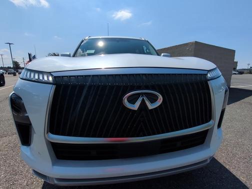 2026 INFINITI QX80 PURE AWD