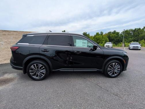 Mineral Black 2027 INFINITI QX60 LUXE FWD