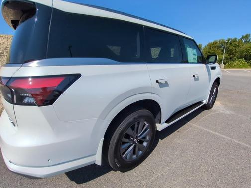 2026 INFINITI QX80 PURE AWD