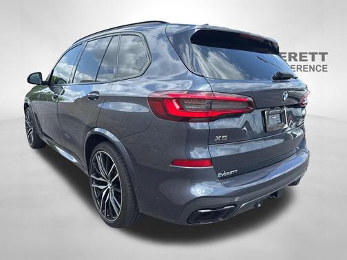 Arctic Gray Metallic 2021 BMW X5 M50i