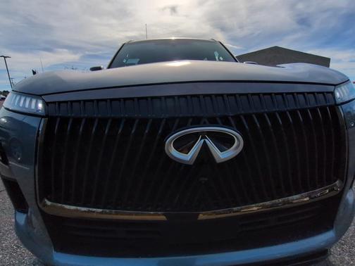 2026 INFINITI QX80 AUTOGRAPH AWD