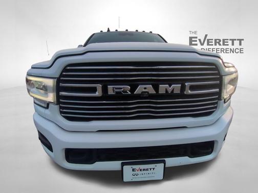 2019 RAM 2500 Laramie Crew Cab 4x4 6'4' Box