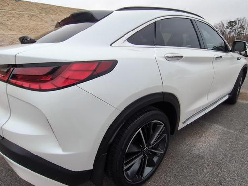 2024 INFINITI QX55 SENSORY