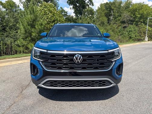 Mountain Lake Blue Metallic 2026 Volkswagen Atlas Cross Sport SE w/Technology