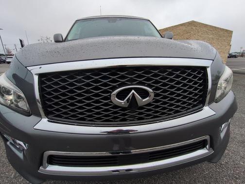 2017 INFINITI QX80 Base