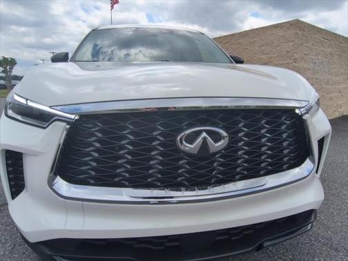 2025 INFINITI QX60 Pure