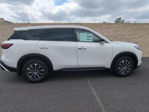 2025 INFINITI QX60 Pure