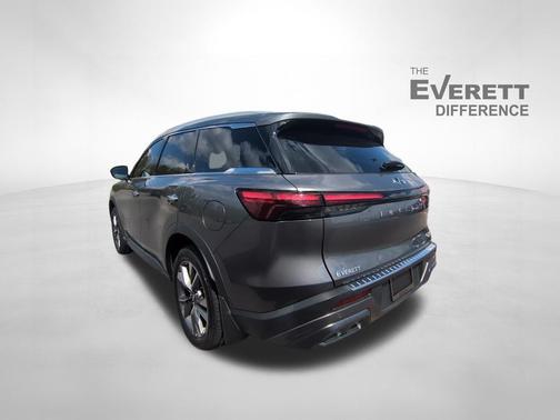 2022 INFINITI QX60 Luxe