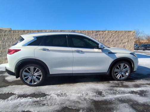 2022 INFINITI QX50 SENSORY