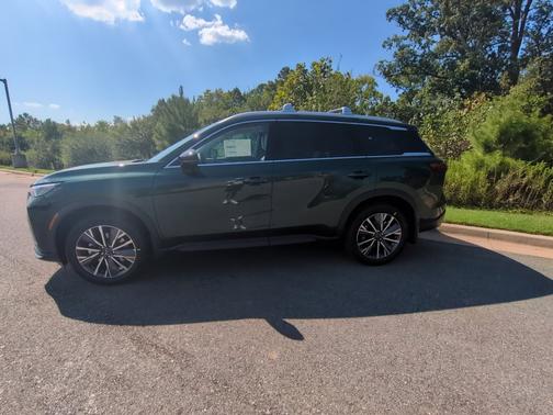 Deep Emerald 2027 INFINITI QX60 LUXE AWD
