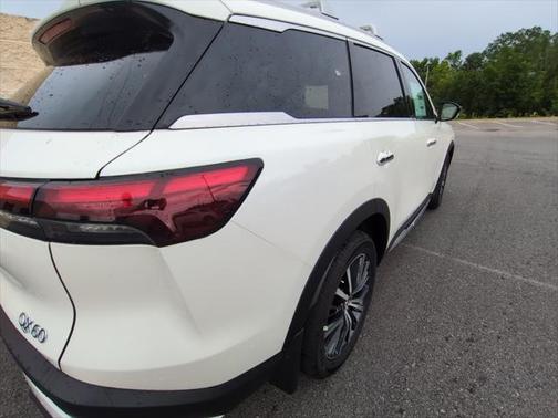2025 INFINITI QX60 SENSORY