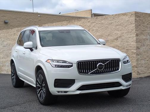 2020 Volvo XC90 T5 Momentum
