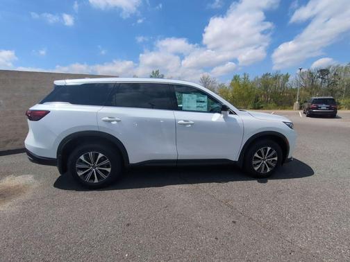 Radiant White 2026 INFINITI QX60 PURE AWD