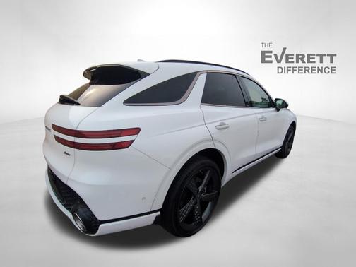 Uyuni White 2022 Genesis GV70 2.5T AWD