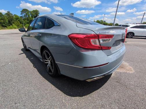 Sonic Gray Pearl 2021 Honda Accord Touring 2.0T