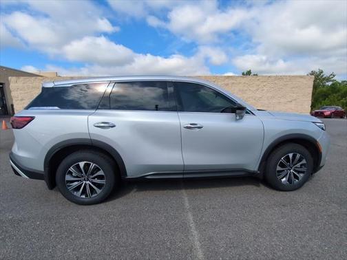 2023 INFINITI QX60 Pure