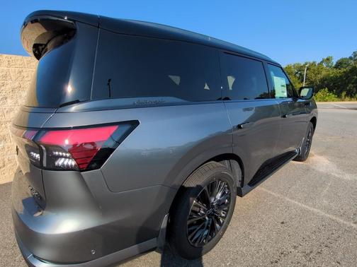 2026 INFINITI QX80 AUTOGRAPH AWD