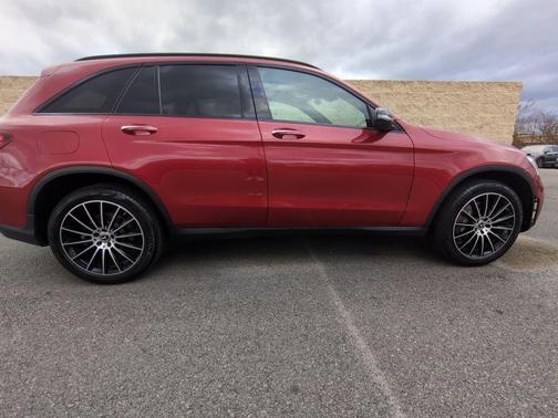 2022 Mercedes-Benz GLC 300 Base