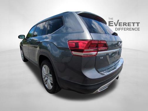 Platinum Gray Metallic 2019 Volkswagen Atlas 3.6L SE w/Technology