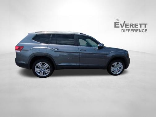 Platinum Gray Metallic 2019 Volkswagen Atlas 3.6L SE w/Technology