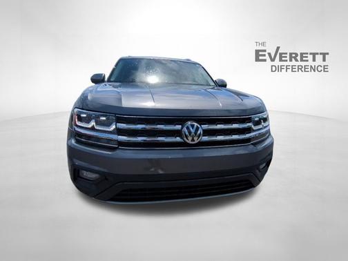 Platinum Gray Metallic 2019 Volkswagen Atlas 3.6L SE w/Technology