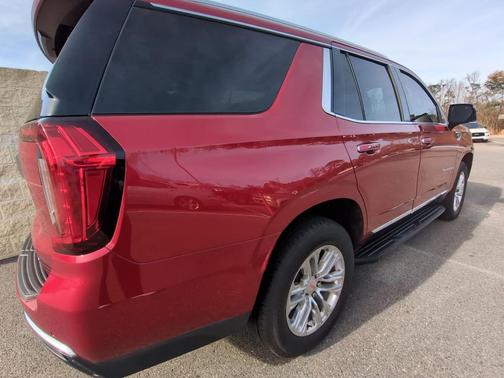 2021 GMC Yukon SLT
