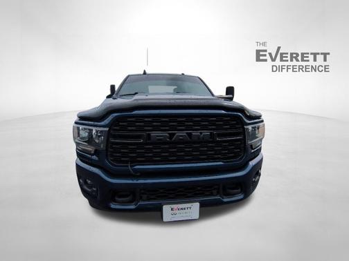 Patriot Blue Pearlcoat 2022 RAM 2500 Big Horn Crew Cab 4x4 6'4' Box