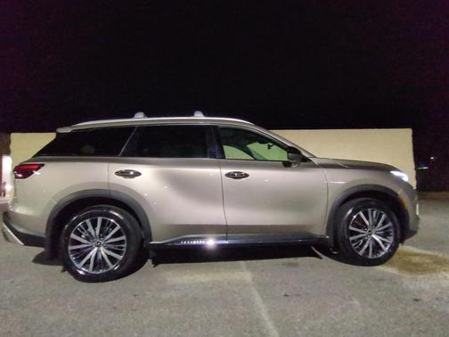 2023 INFINITI QX60 SENSORY