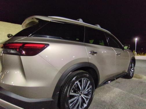 2023 INFINITI QX60 SENSORY
