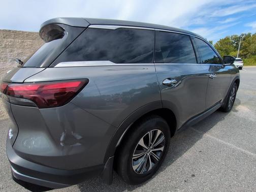 2023 INFINITI QX60 Pure