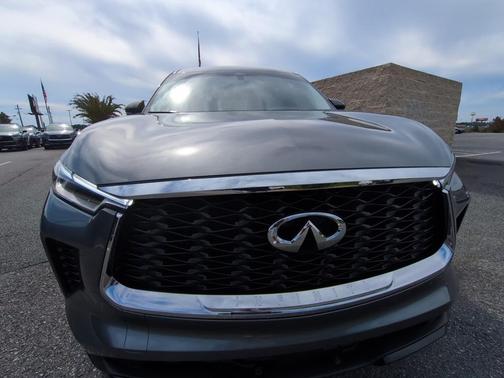 2023 INFINITI QX60 Pure
