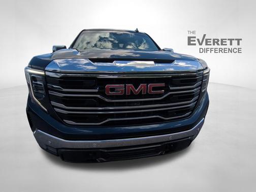 Pacific Blue Metallic 2023 GMC Sierra 1500 SLT