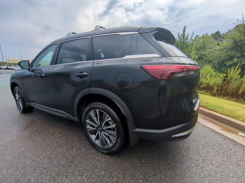 Mineral Black 2027 INFINITI QX60 LUXE AWD