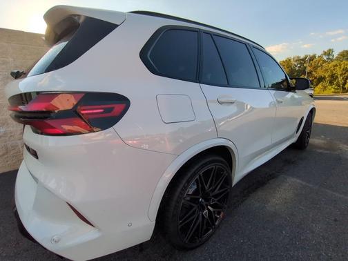 2024 BMW X5 M Base