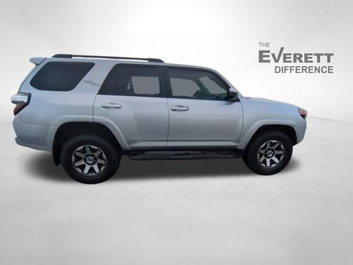 2020 Toyota 4Runner TRD Off Road