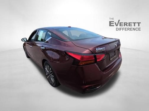Garnet Pearl Metallic 2024 Nissan Altima 2.5 SV