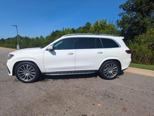 Polar White 2026 Mercedes-Benz GLS 450 4MATIC
