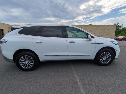 2022 Buick Enclave FWD Essence