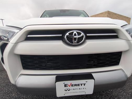 2024 Toyota 4Runner TRD Off Road Premium