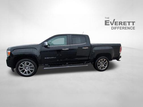 Onyx Black 2022 GMC Canyon Denali