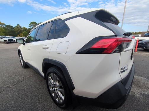 Super White 2019 Toyota RAV4 XLE Premium